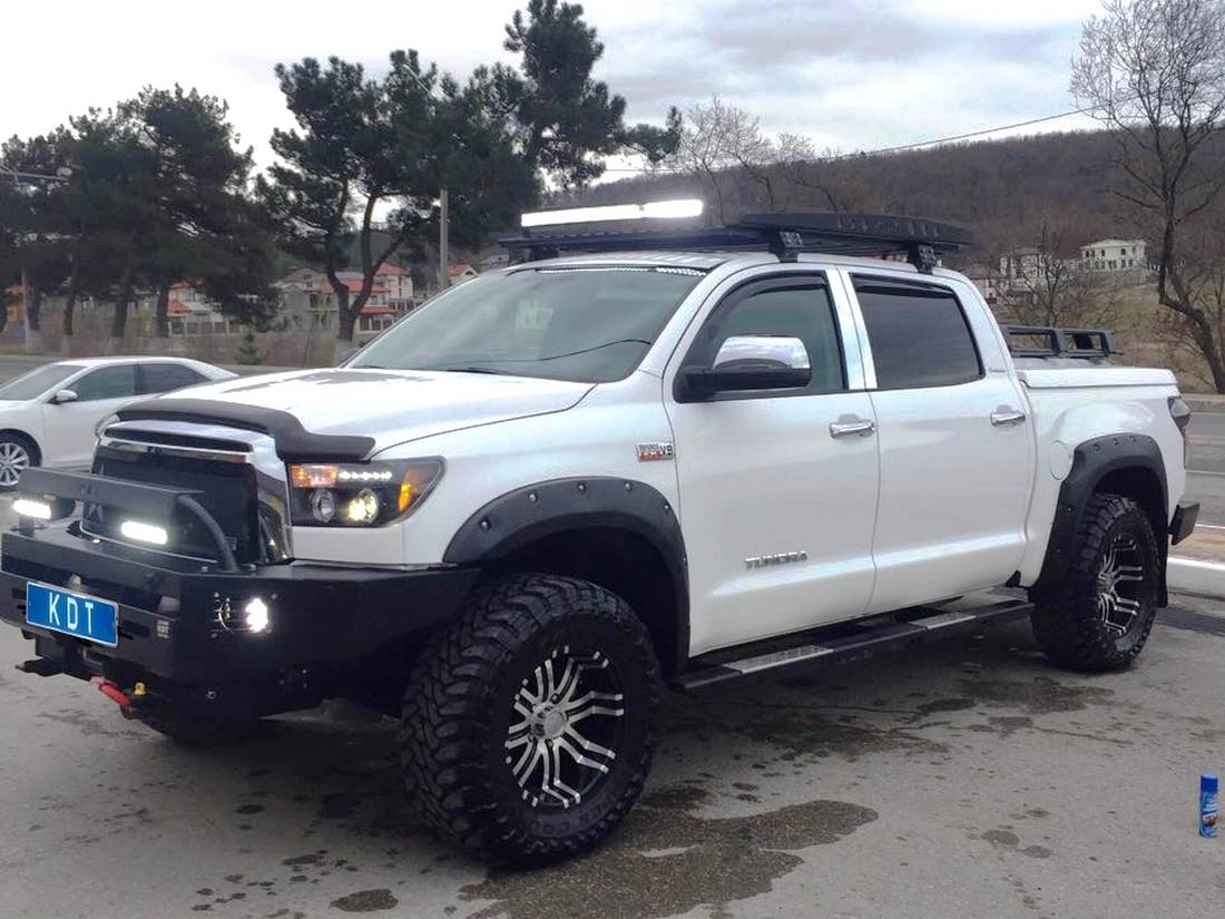 картинка Пороги силовые KDT для Toyota Tundra II поколения