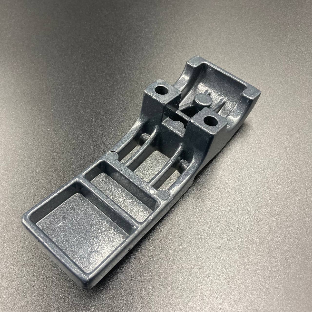 картинка Кронштейн демпфера Tohatsu 8-9.8 (3B2S61402-1) (Левый) (PREMARINE)