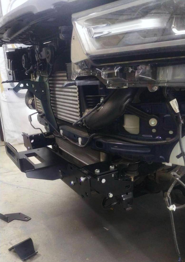 картинка Площадка лебедки Toyota Hilux KDT