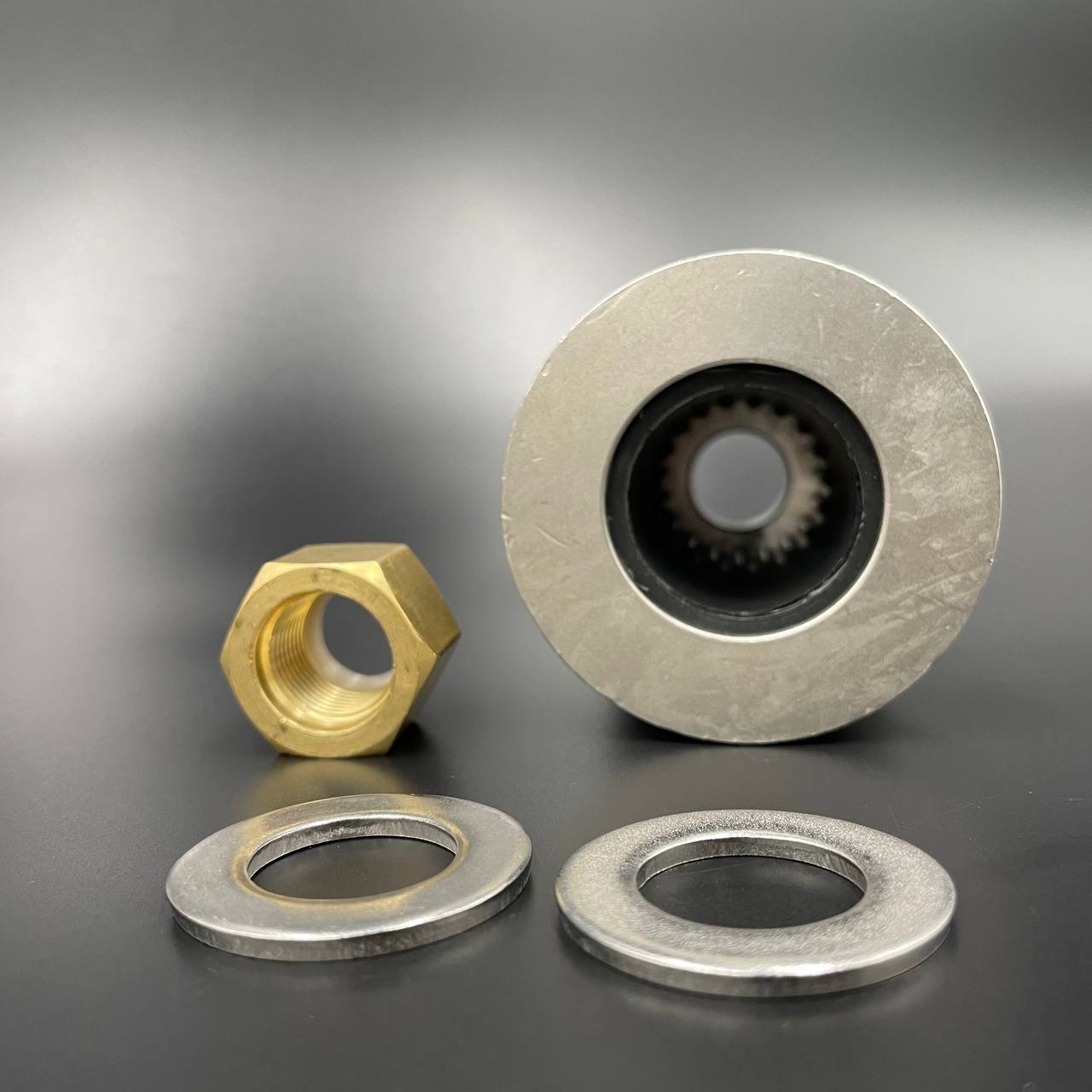 картинка Втулка гребного винта Mercury 200-300 л.с (PREMARINE)