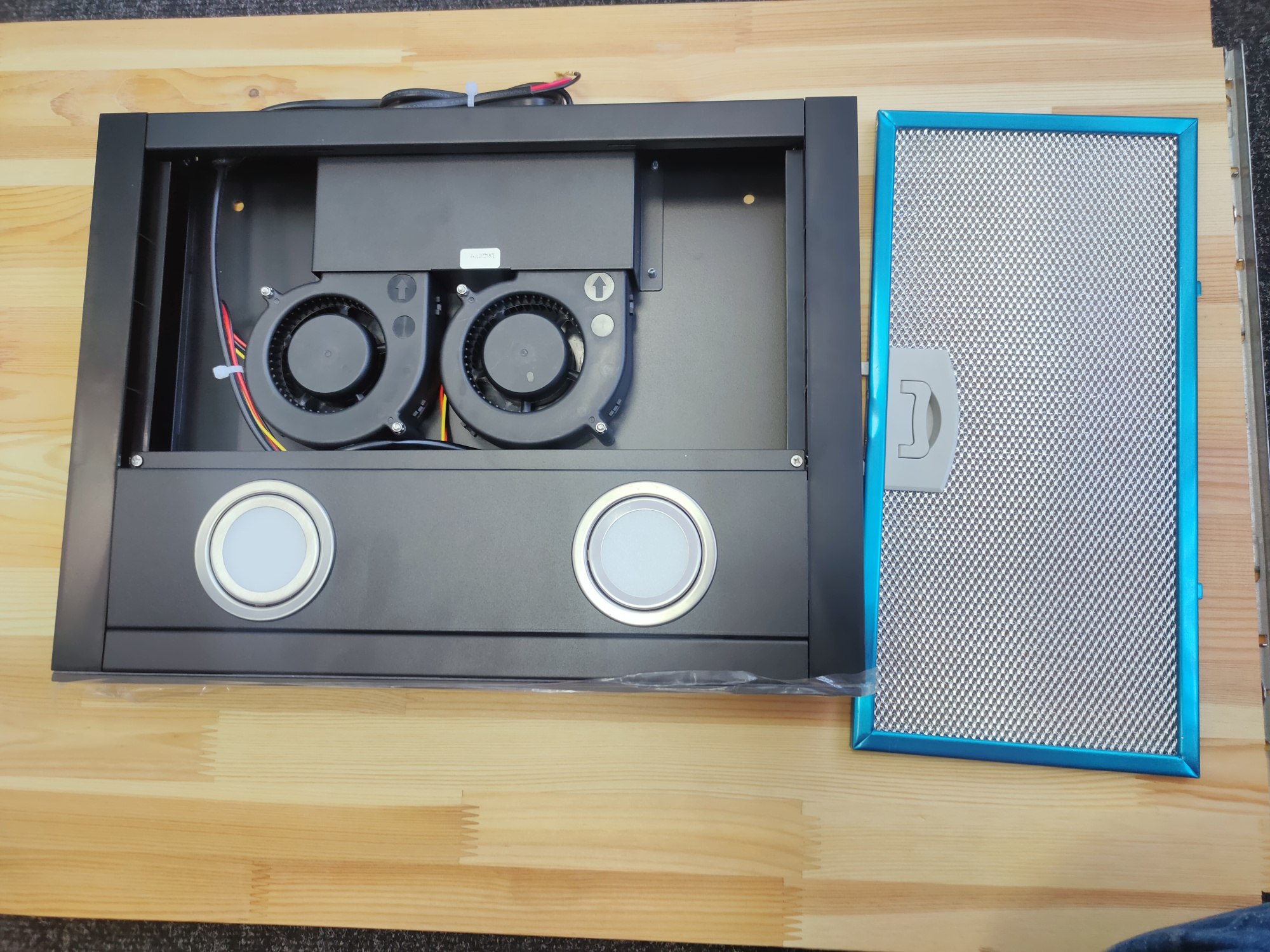 картинка Вытяжка для автодома MobileComfort MC-RH-50С