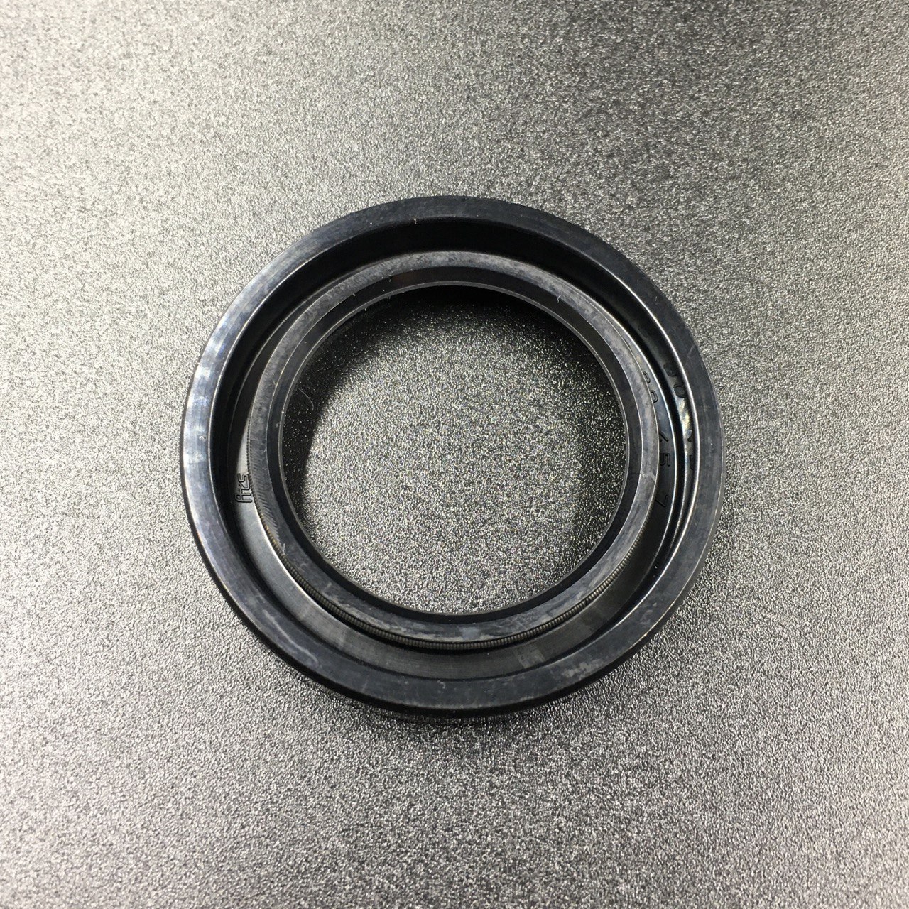 картинка Сальник Yamaha (93101-30M17; 93101-30002) (30x45x7) (Yamaha)