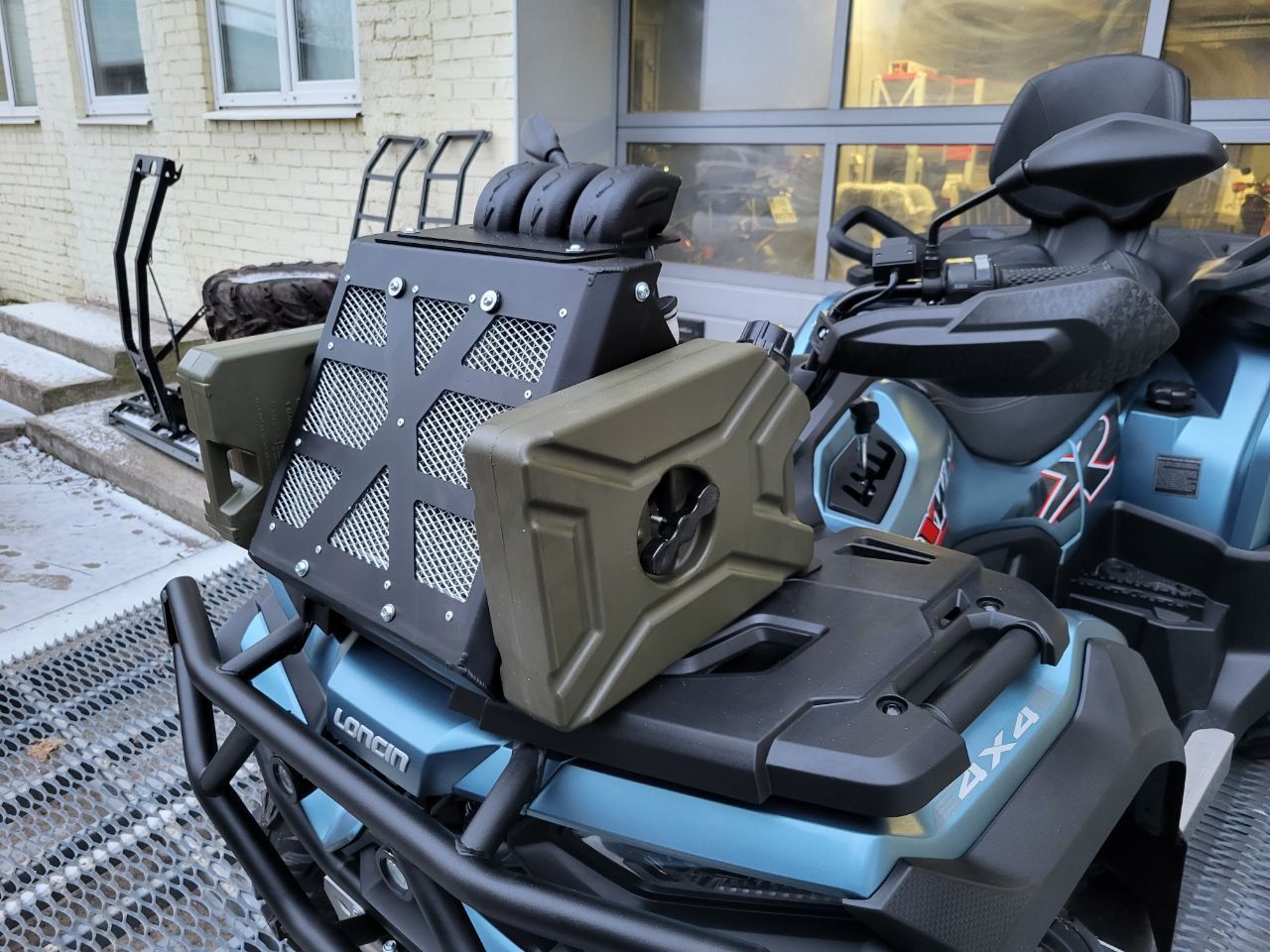 картинка Вынос радиатора Loncin XWOLF700L