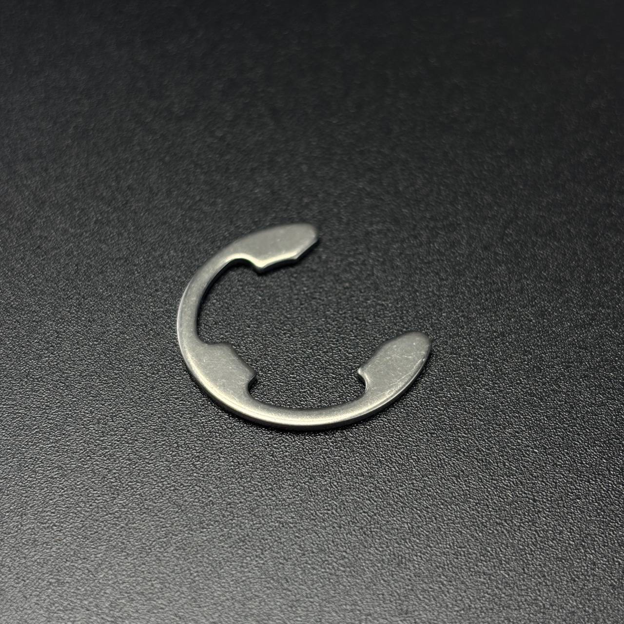 Кольцо стопорное стальное E RING (Quicksilver)