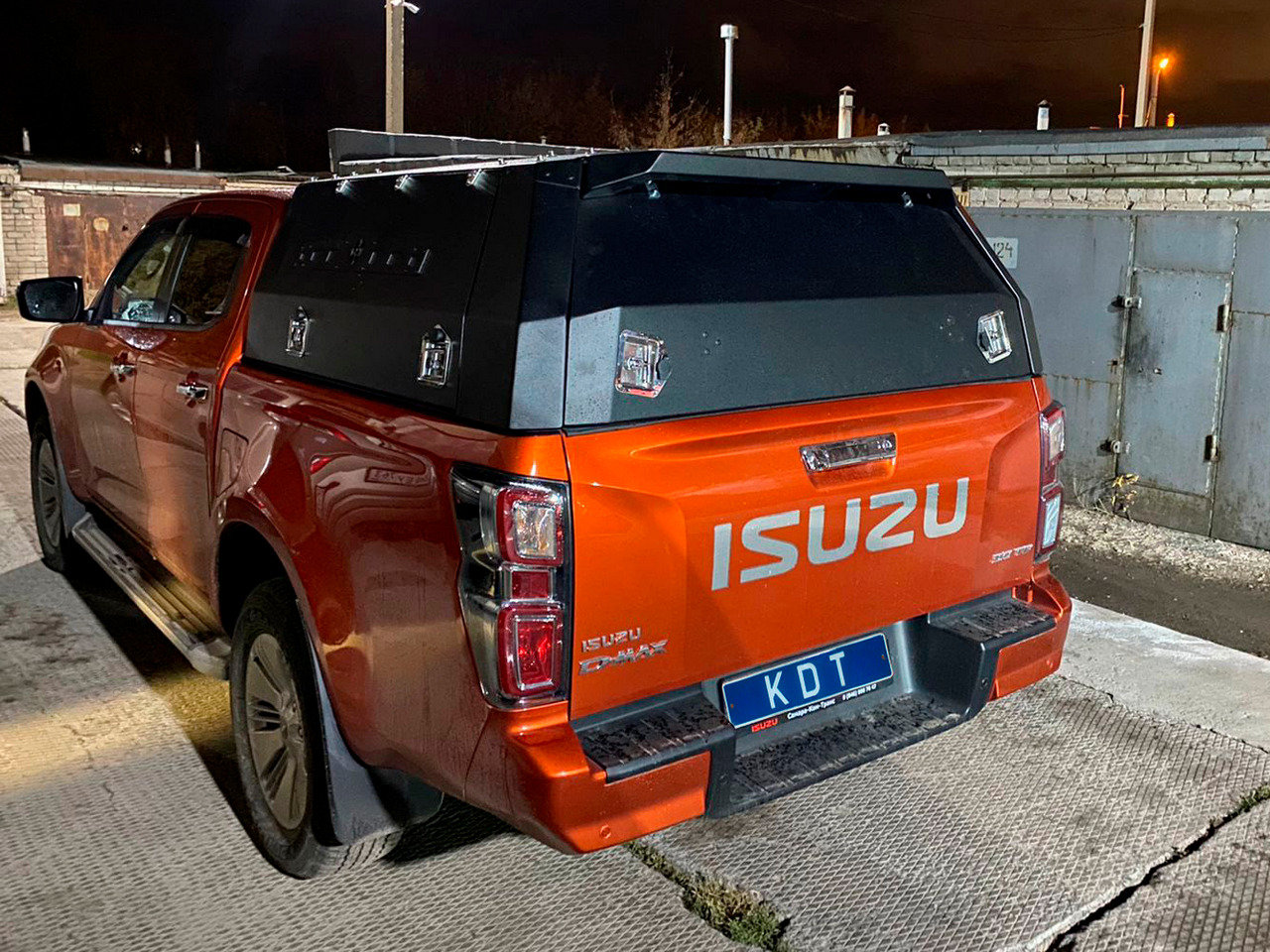 картинка Кунг алюминиевый для Isuzu D-Max, 3 двери, неокрашенный — KDT 28281L