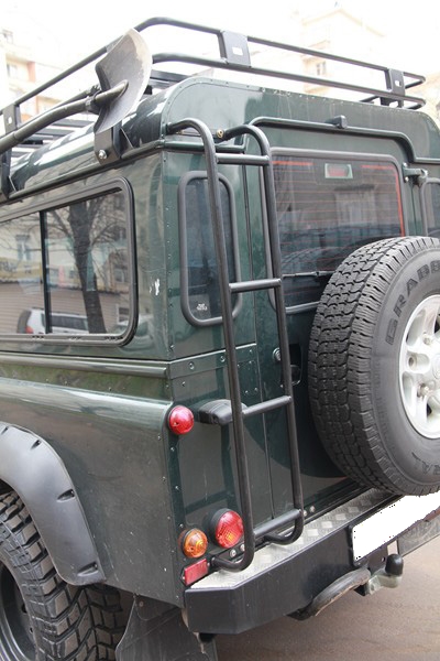 картинка Лестница РИФ для Land Rover Defender 90, 110