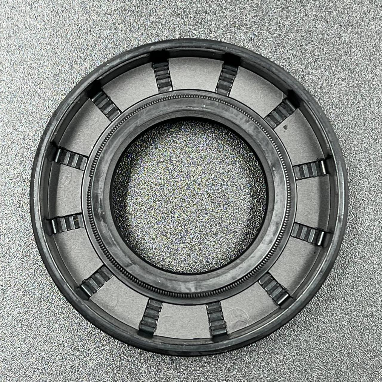 картинка Сальник коленвала Yamaha Bravo 250, Enticer 400/410 (Правый)(25x48x8) (PREMARINE)