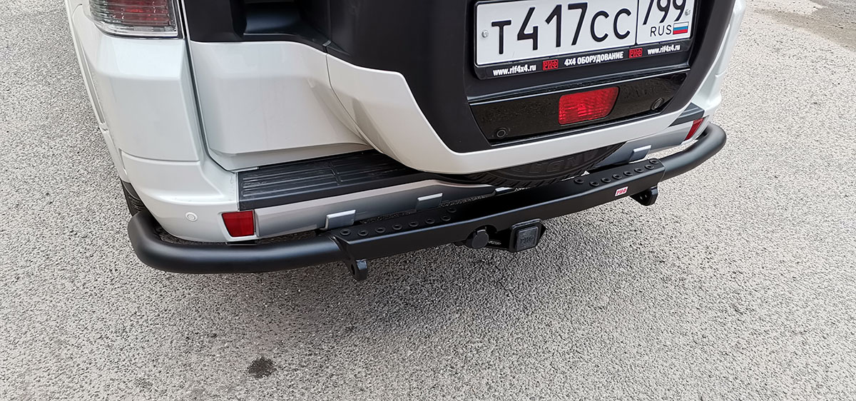 картинка Бампер задний РИФ Mitsubishi Pajero IV c квадратом под фаркоп