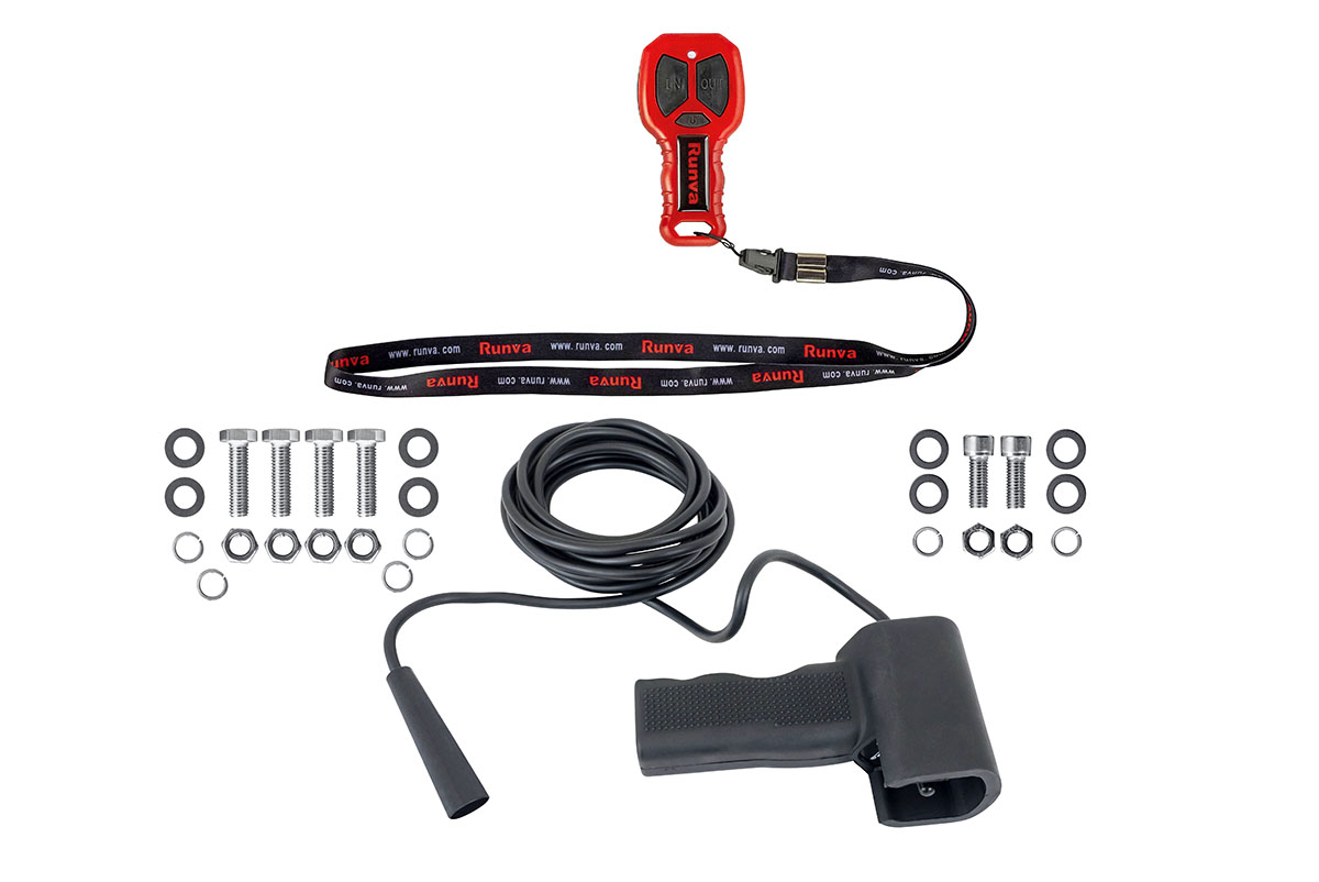 ЛебёдкаRunva EWB9500-Q-SRMAC 24V 4350 кг, влагозащищенная, комбинированный роспуск, синтетический трос
