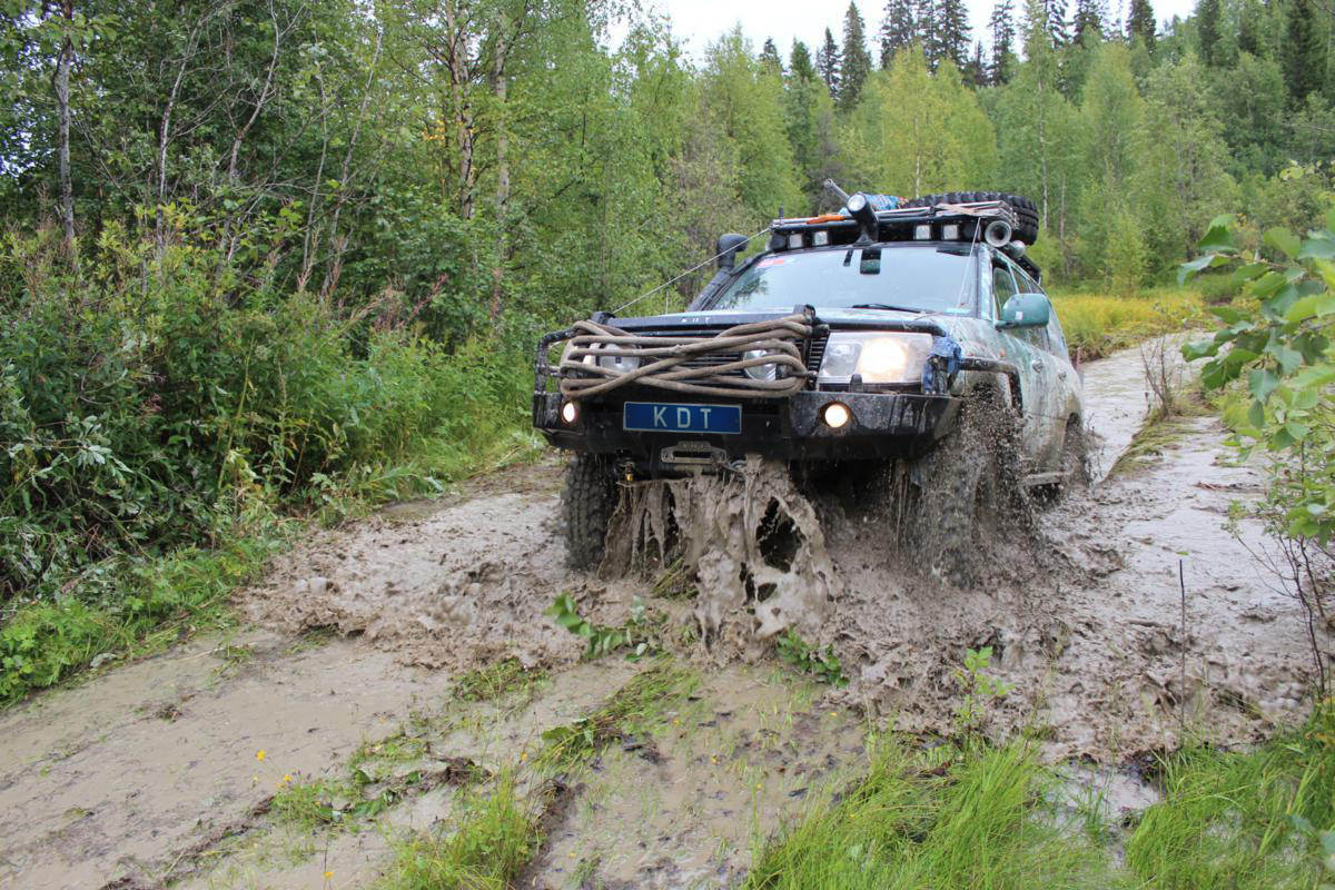 картинка Передний силовой бампер со съемным кенгурином - Toyota Land Cruiser 105/100