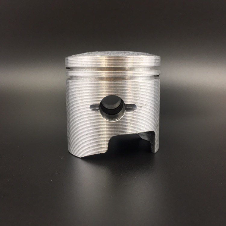 картинка Поршень Suzuki DT9.9-15 (кольца 2.00mm) (STD) (Omax)