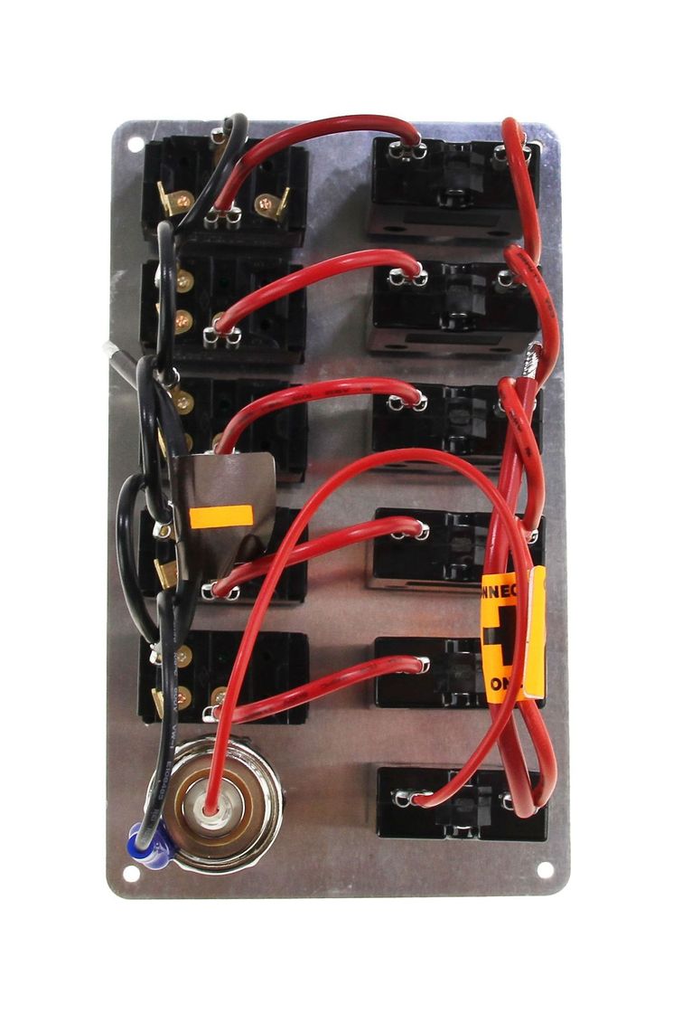 картинка Панель бортового питания 5 переключателей, автоматы, прикуриватель