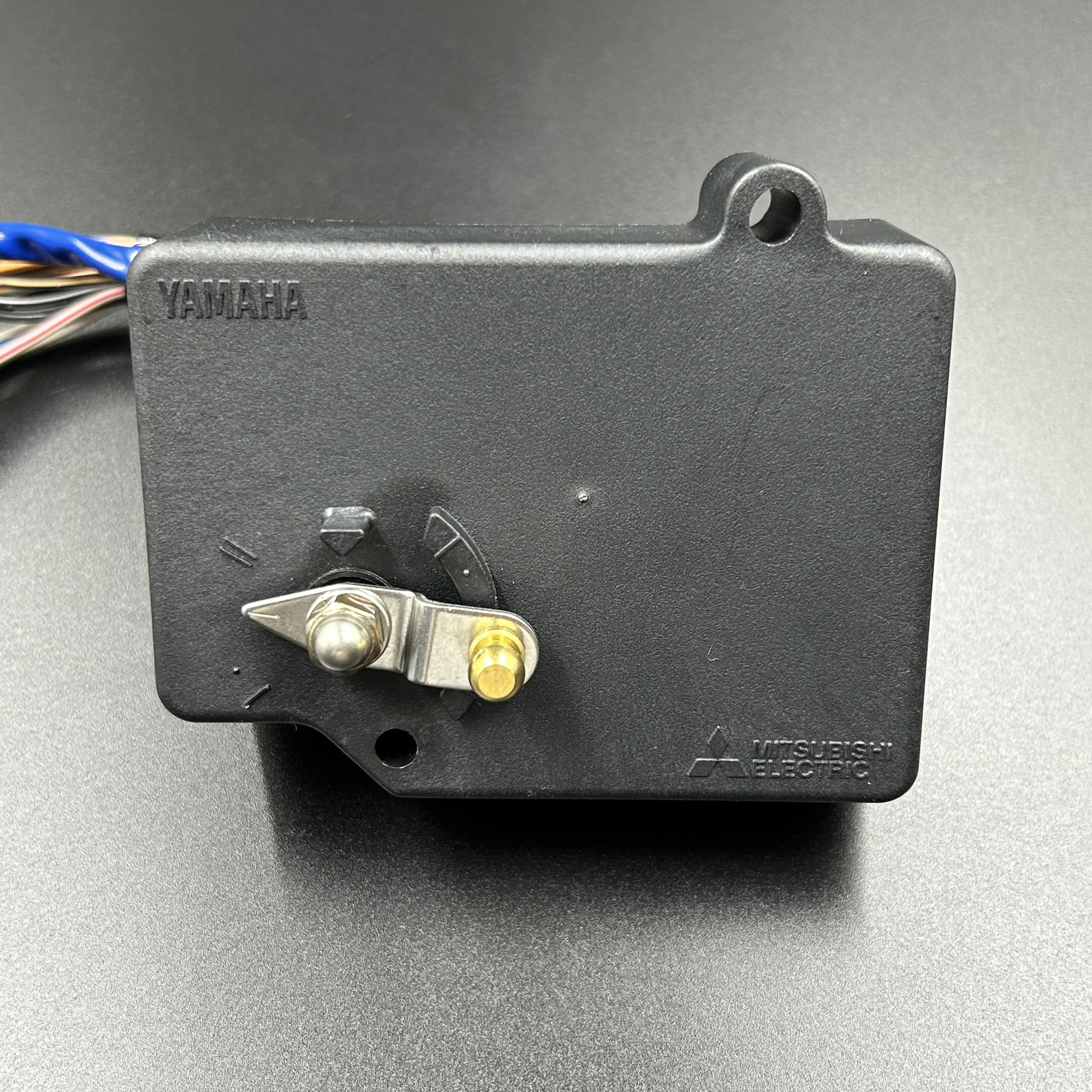 картинка Коммутатор Yamaha 40-50 (63D-85540-03) (Yamaha)