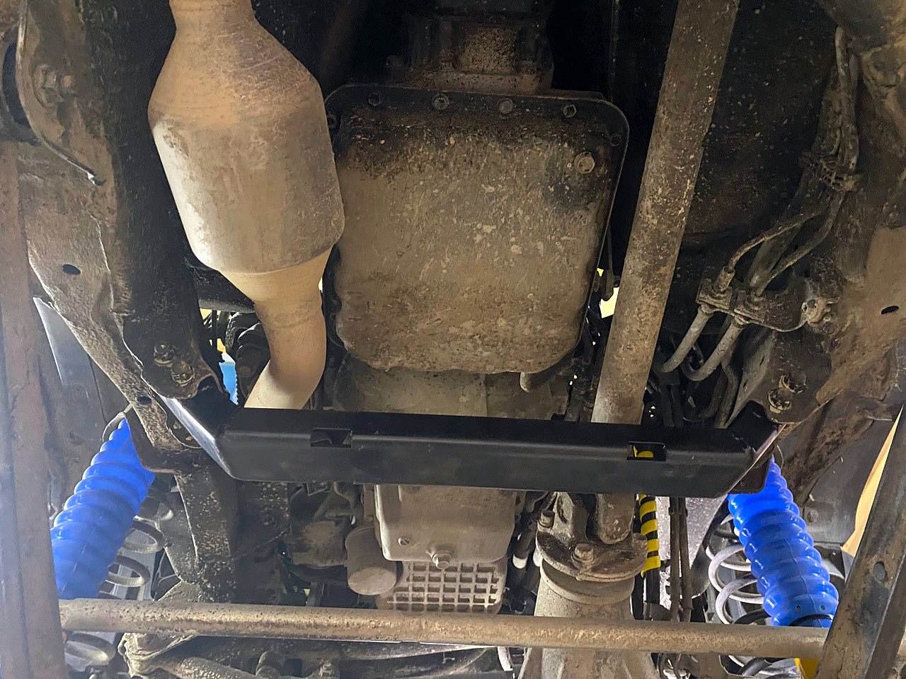 картинка Тюнинговая траверса для Suzuki Jimny