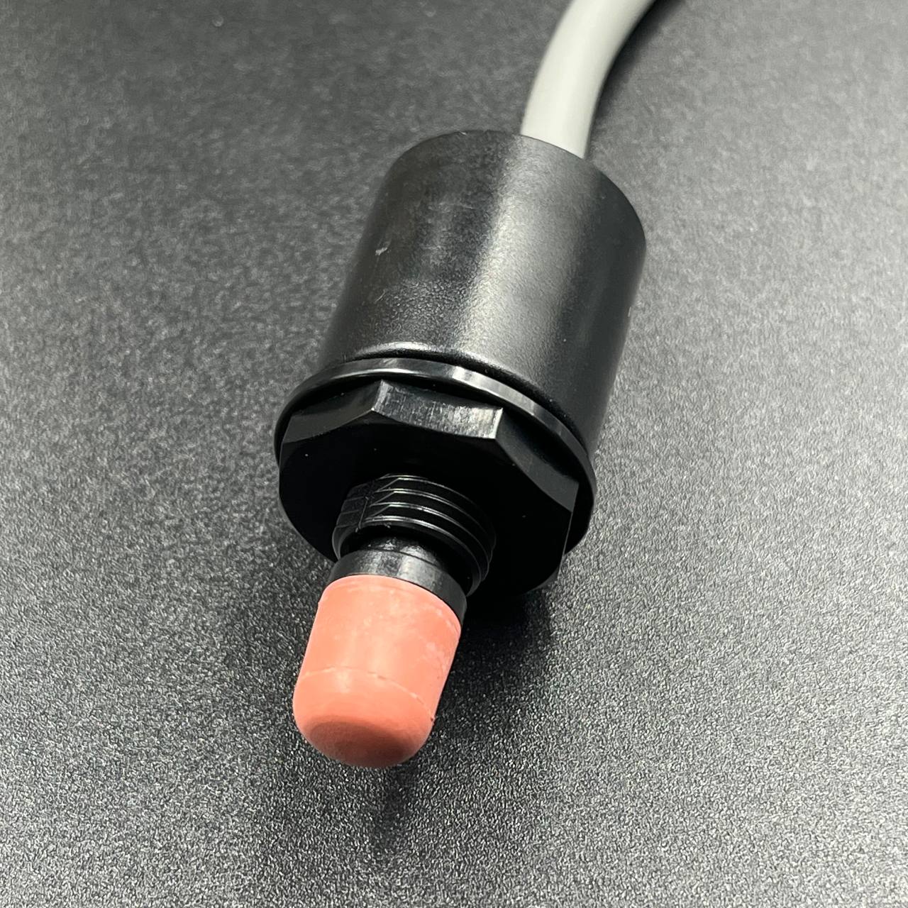 картинка КНОПКА СТОП С ЧЕКОЙ SUZUKI DF6