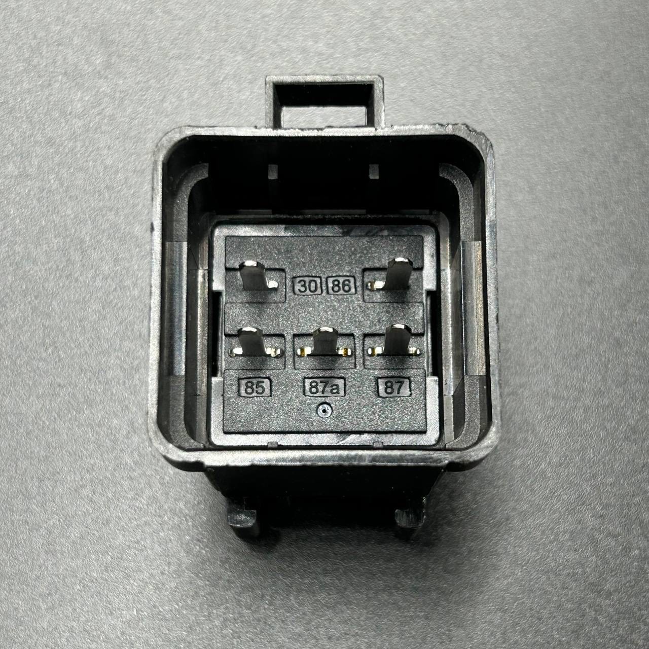 картинка Реле топливного насоса Mercruiser (8M0210756) (JSP)