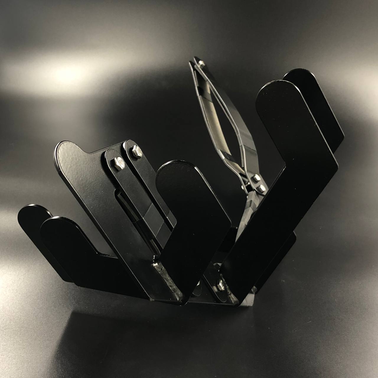 картинка Защита редуктора Suzuki DT9.9-15, DF8-20A (Максимальная, черная)