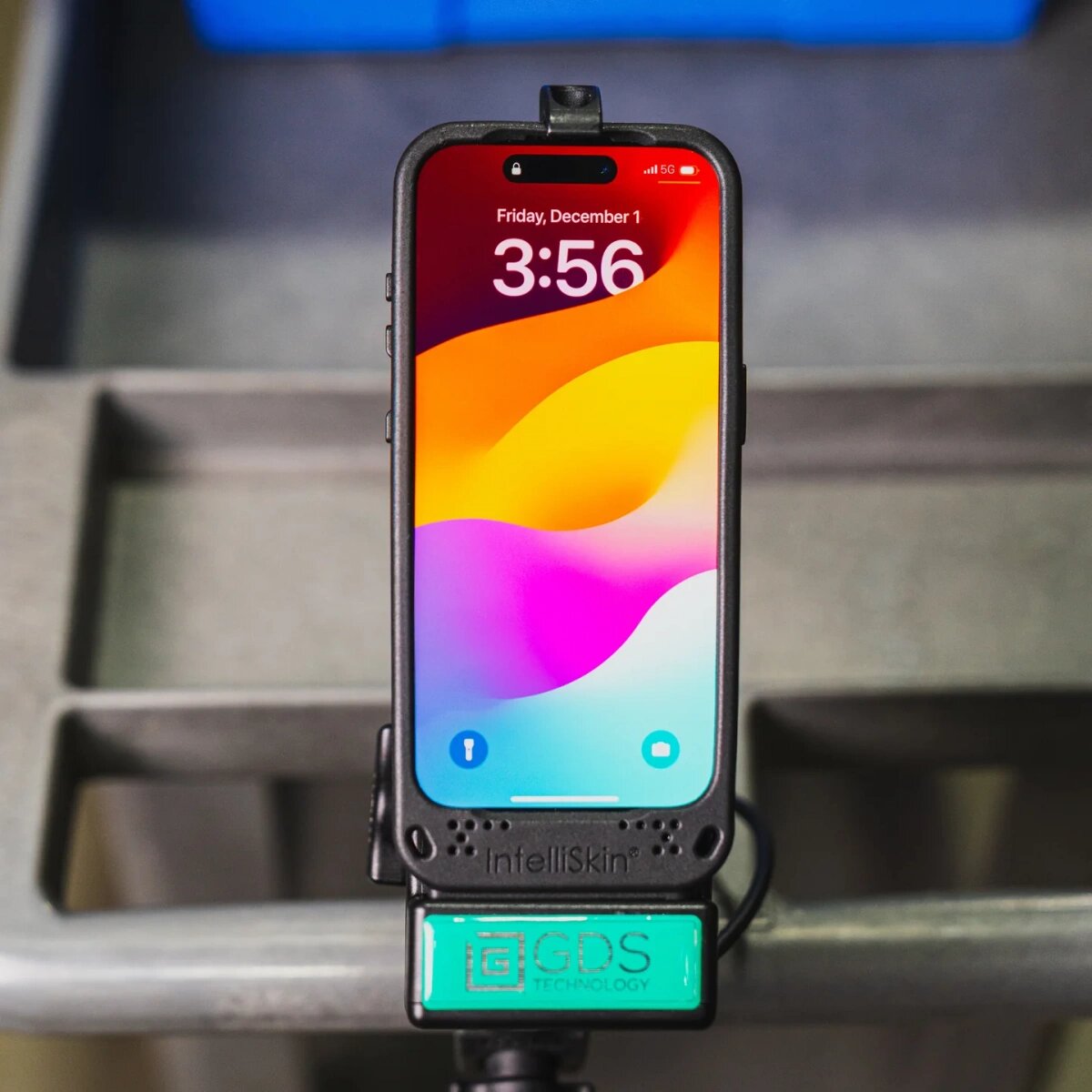 картинка IntelliSkin для Apple iPhone 15 Pro (RAM-GDS-SKIN-AP42)