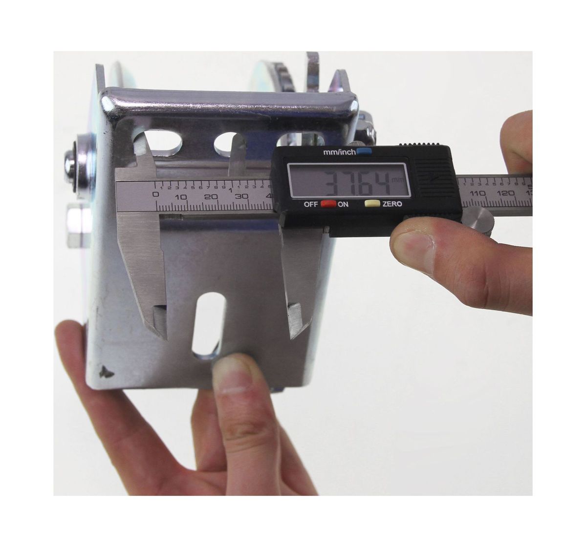 картинка Лебедка для прицепа 1000 lbs (455 кг)