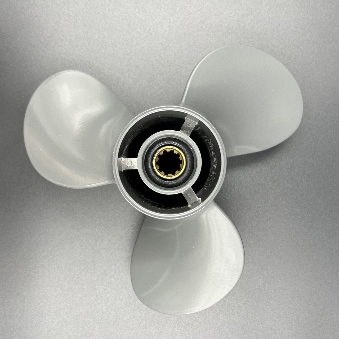 картинка Гребной винт Honda BF25-BF30 (3x9.7x10)