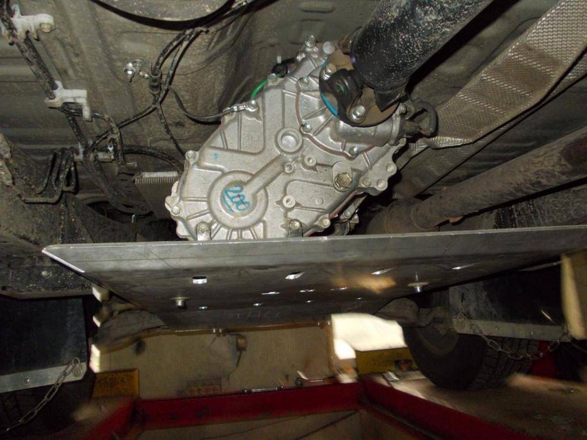 картинка Защита днища KDT задняя Toyota Hilux