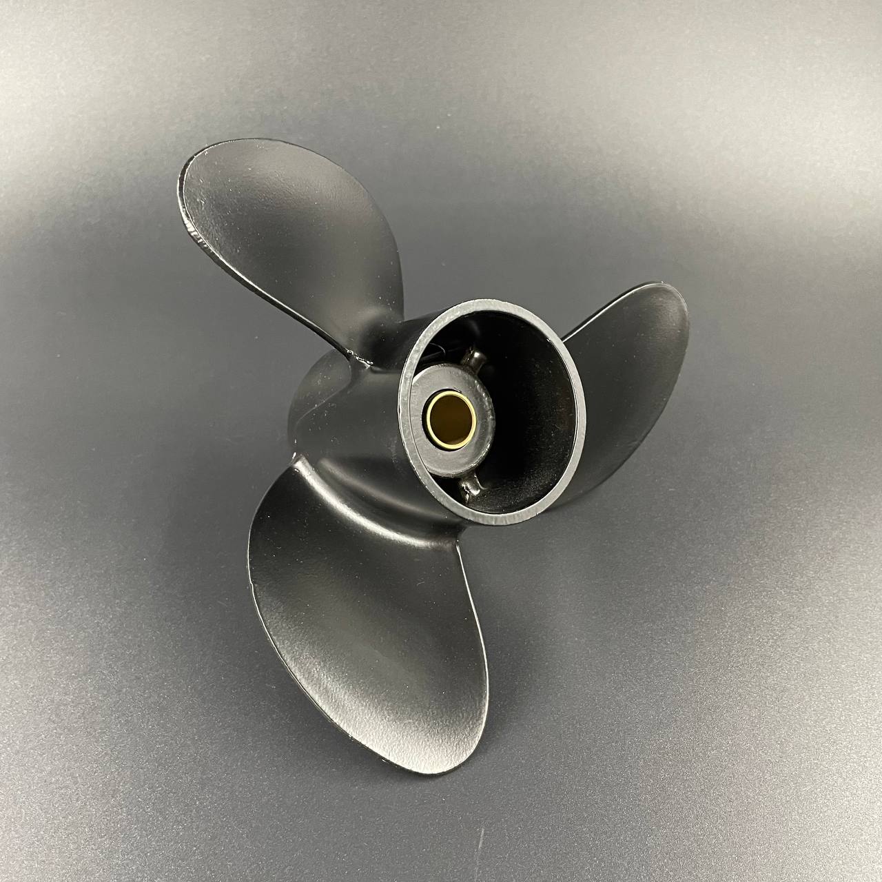 картинка Гребной винт Tohatsu/Mercury 4-6 (3x7.8x7)