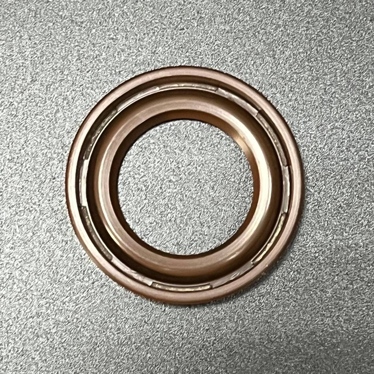 картинка Сальник Suzuki (51124-93J01) (24х39х6.7) (Suzuki)