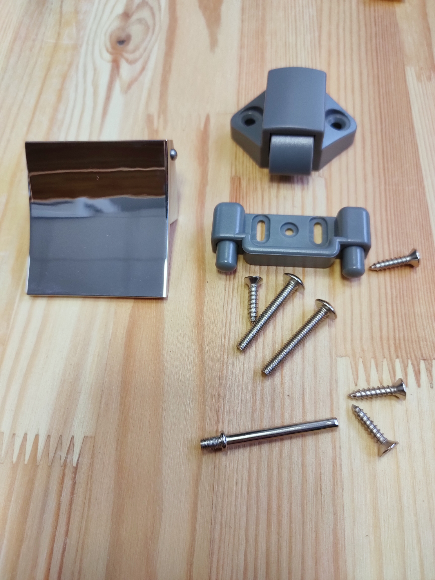 картинка Ручка-замок мебельная BL08-CH (зеркальный)