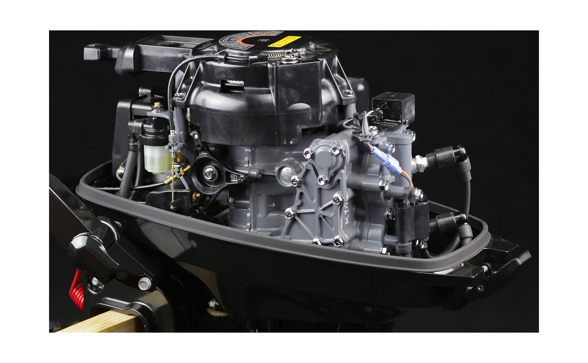 картинка Мотор лодочный Suzuki DT15AS