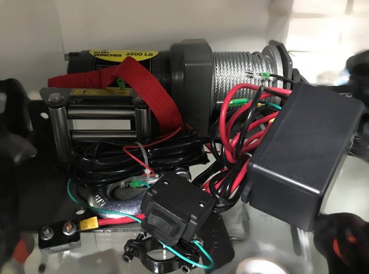 картинка Лебедка KIWI WINCHES 2500 сталь