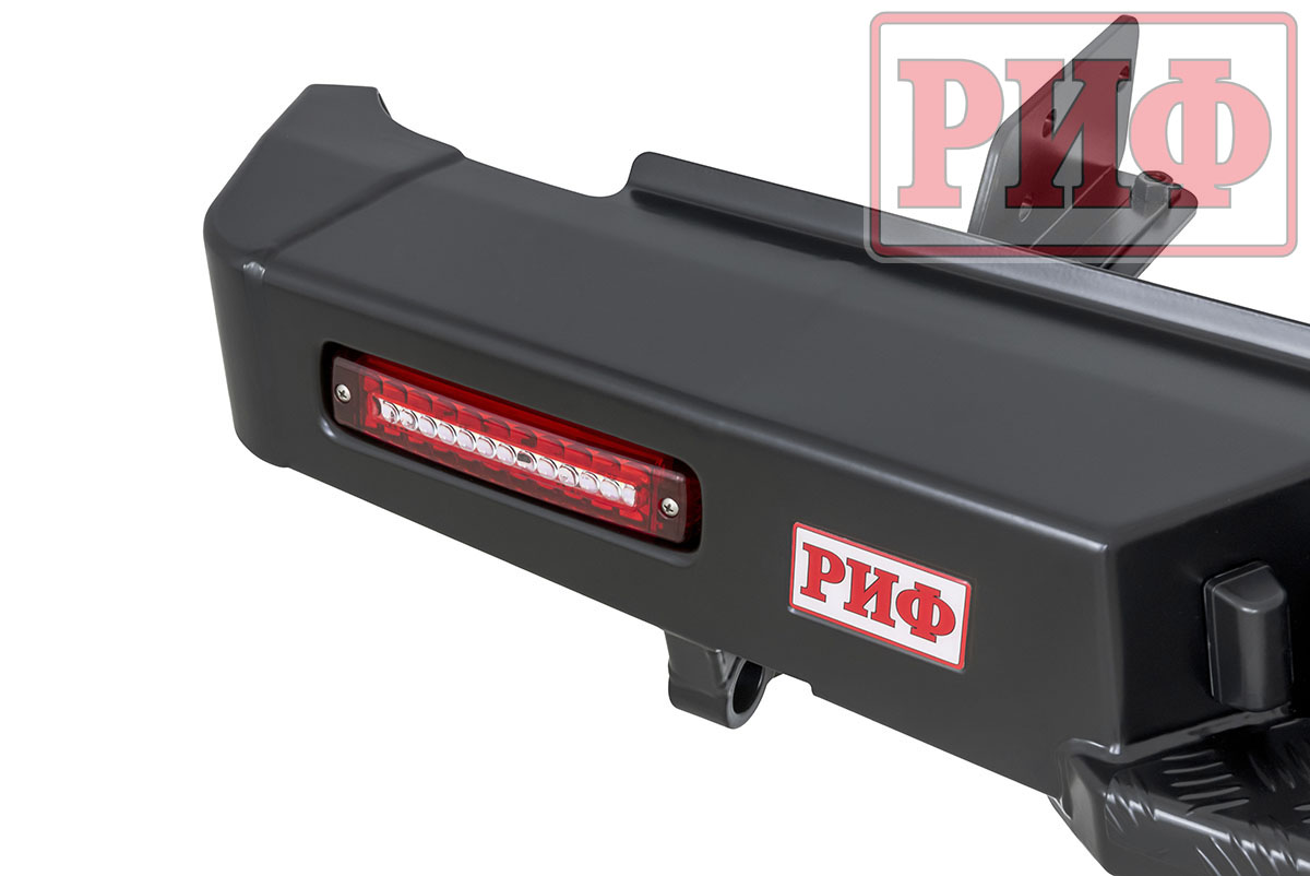 картинка Бампер задний РИФ Isuzu D-MAX с квадратом под фаркоп и фонарями, стандарт