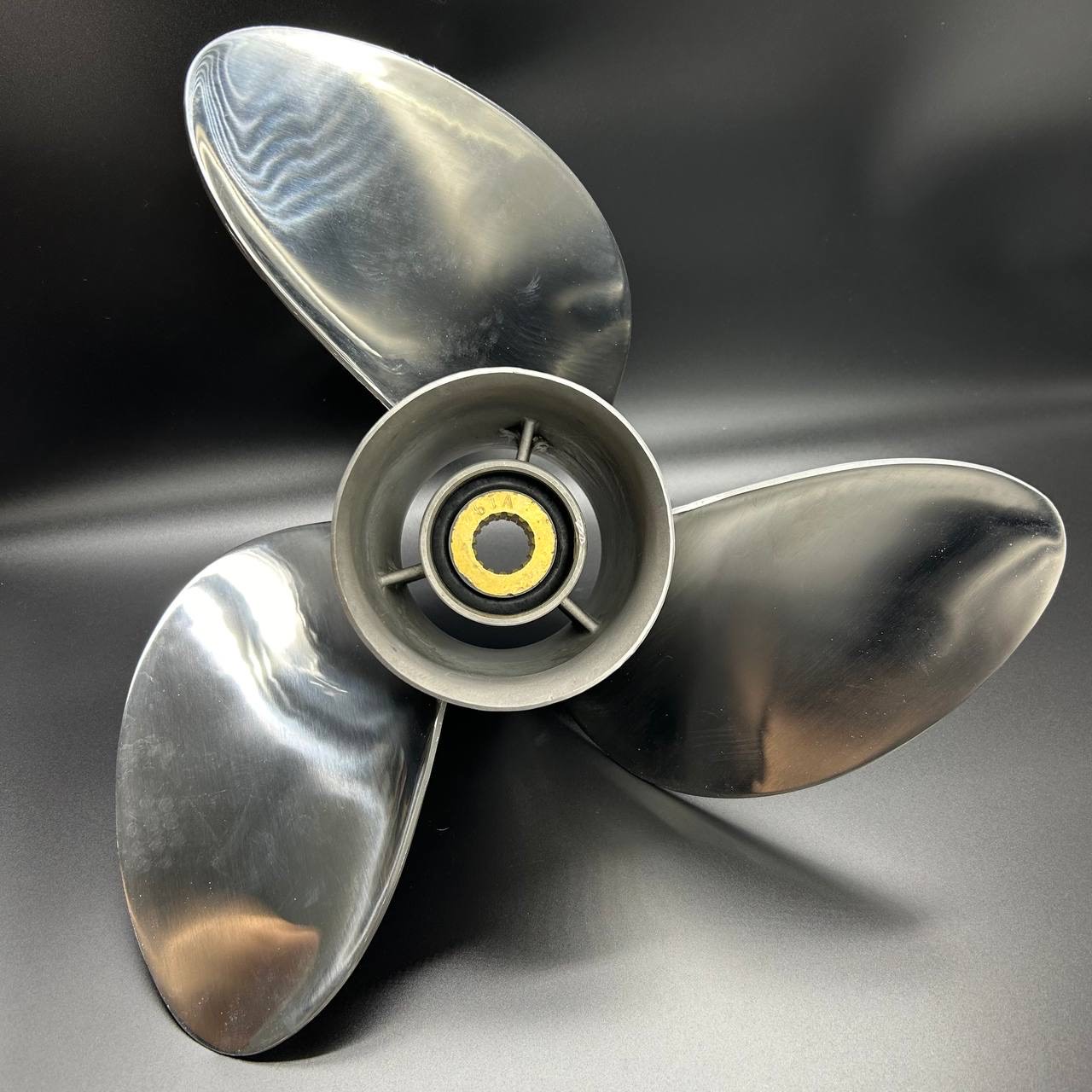 картинка Гребной винт Suzuki DF300B, DF325-350 (3x16x20) (Сталь)