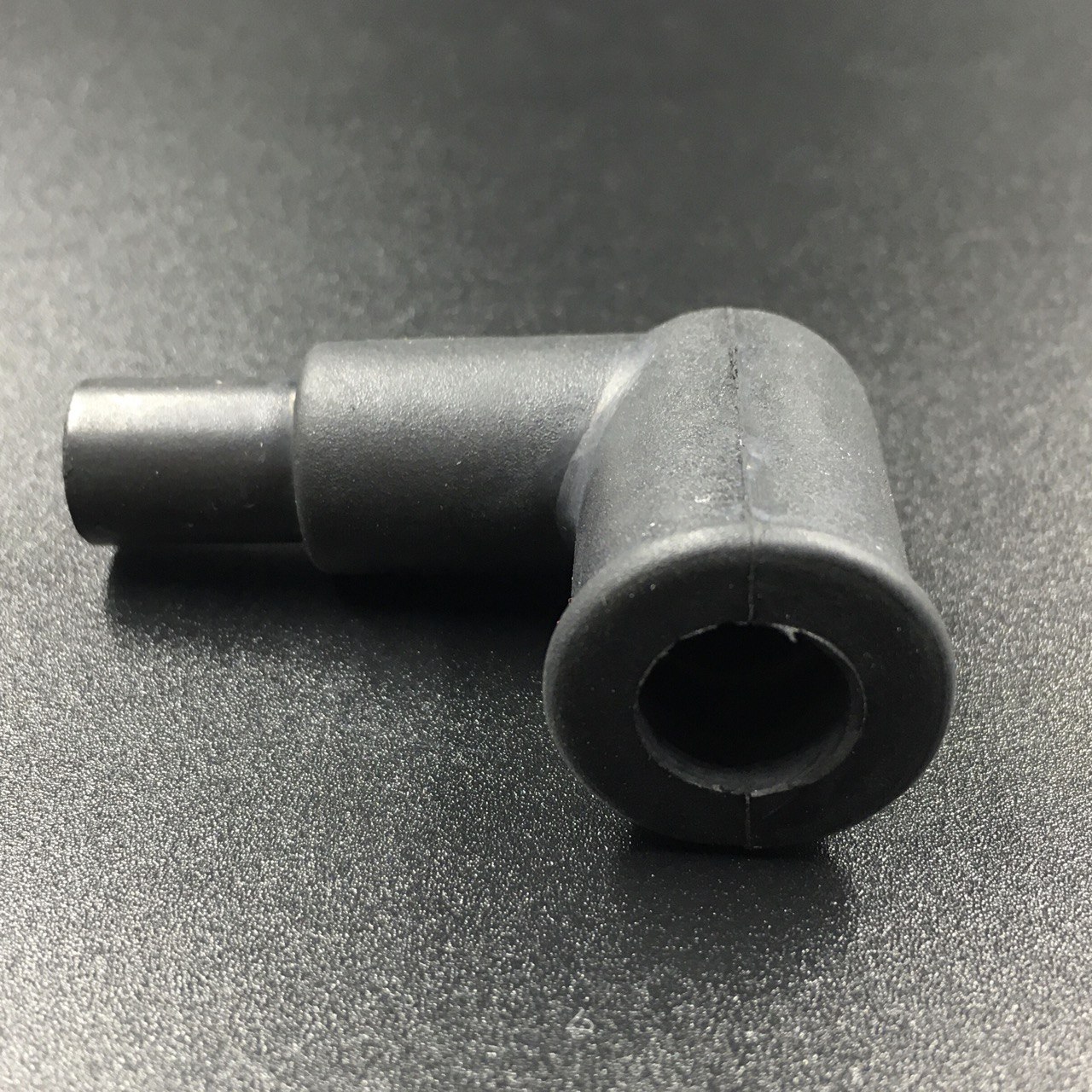 картинка Свечной колпачок Yamaha 2-250 (PREMARINE)