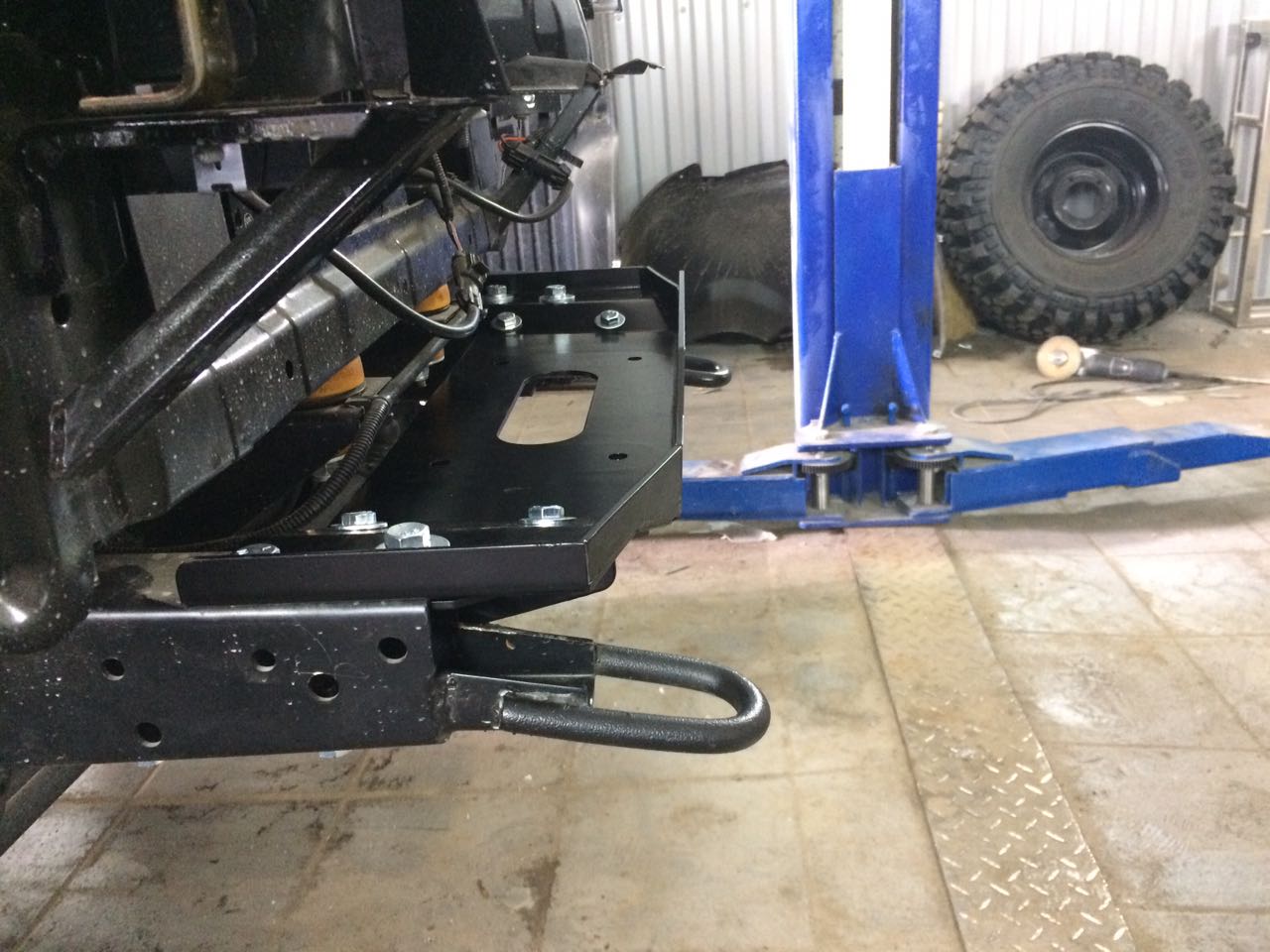 картинка Площадка под лебедку в штатный бампер УАЗ Патриот 2005- АВС-Дизайн ABC.UAZ.PW.34