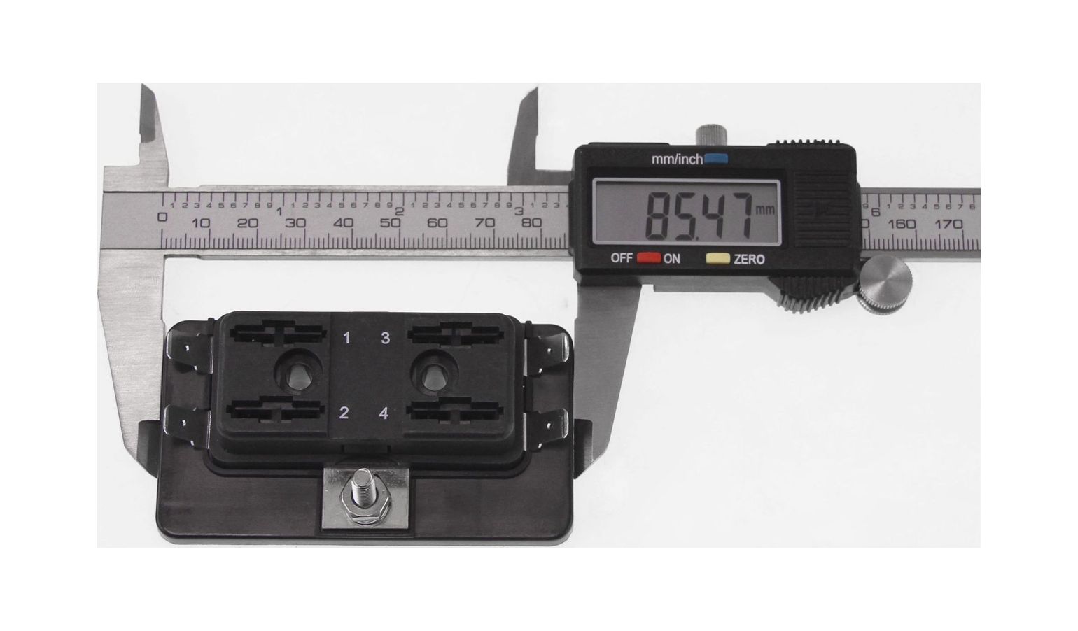 картинка Блок на 4 предохранителя ATP/ATC/ATO с крышкой