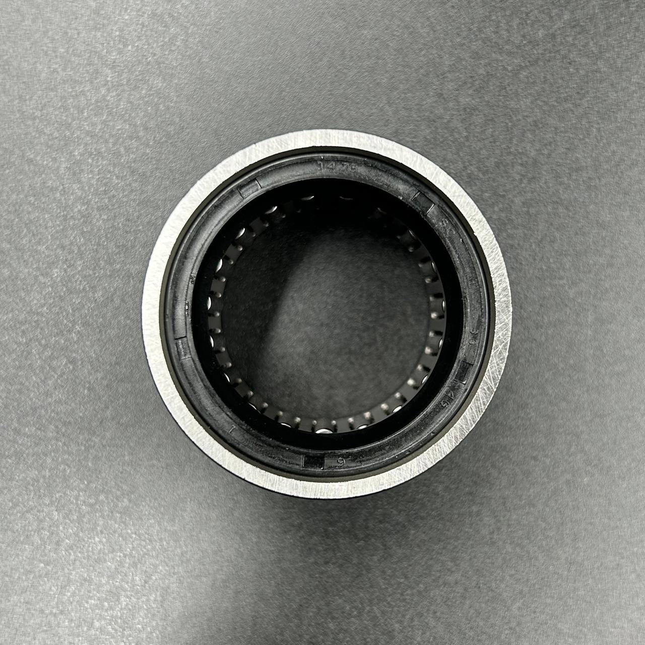 картинка Подшипник роликовый Yamaha 75-90 (36x52x38) (KACAWA)