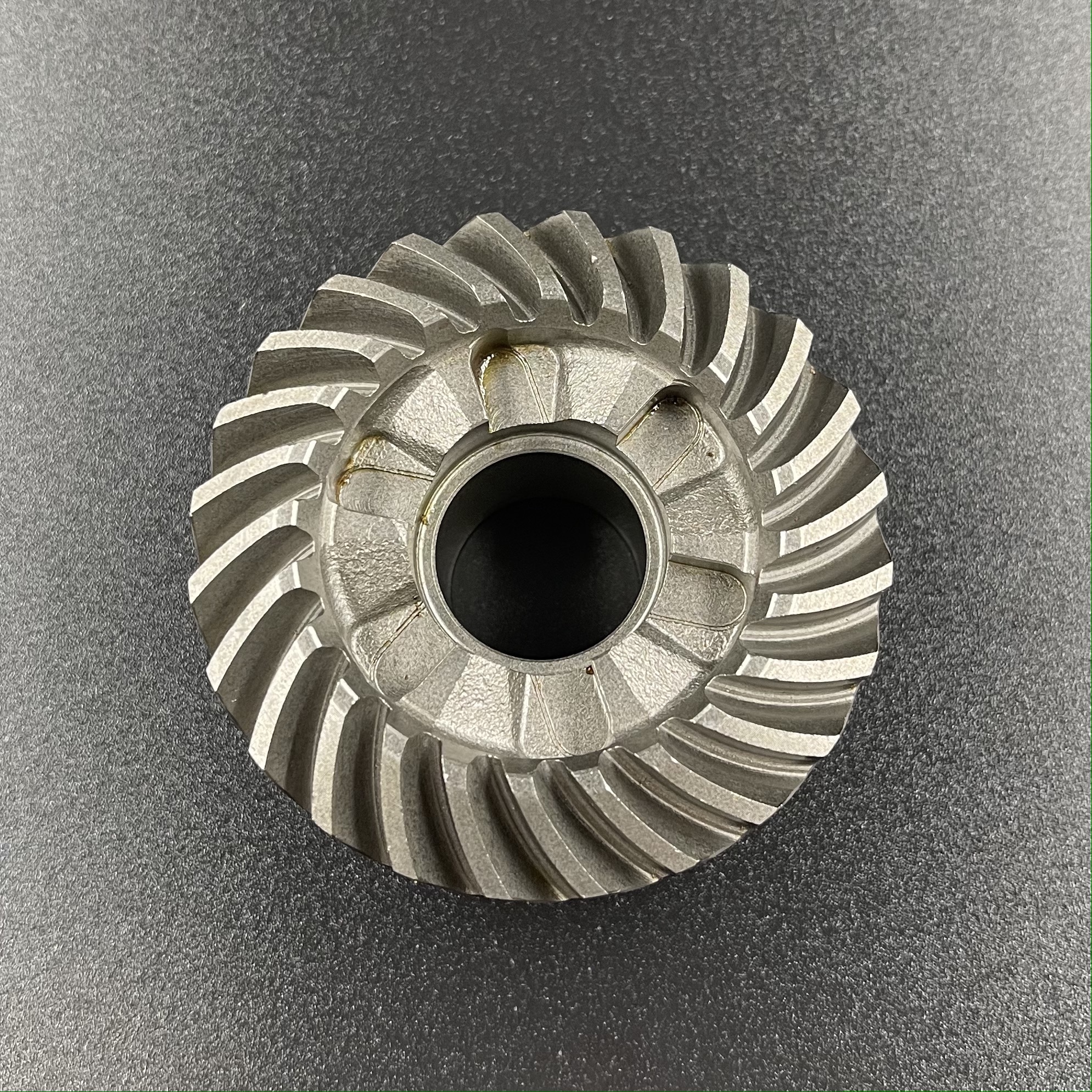 Шестерня заднего хода Yamaha 55 (697-45570-00) (Omax)