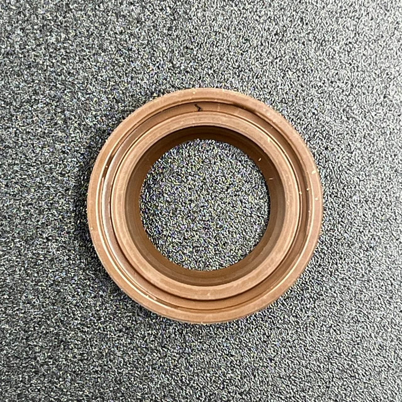 Уплотнение гидроподъема Yamaha 30-40, F20-40 (WUHU)
