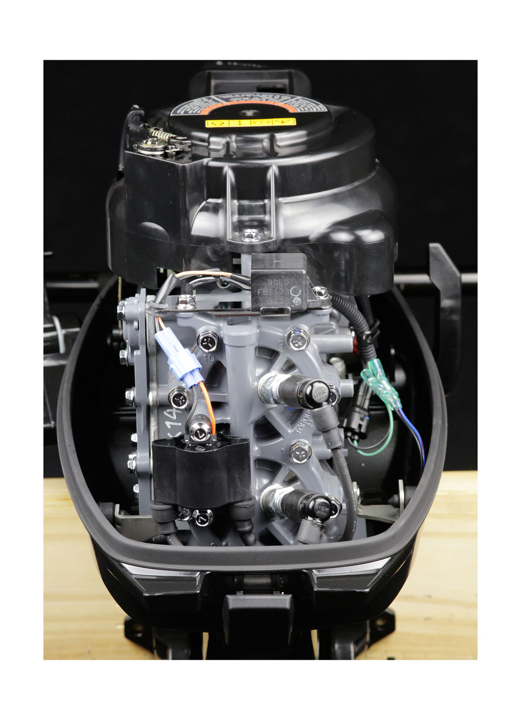 картинка Мотор лодочный Suzuki DT15AS