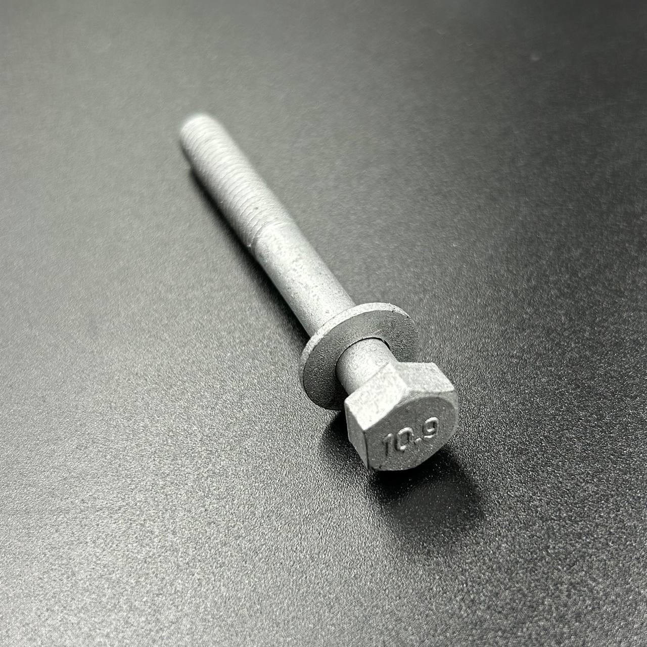 картинка Болт блока цилиндров Yamaha 90119-08M29 (PREMARINE)