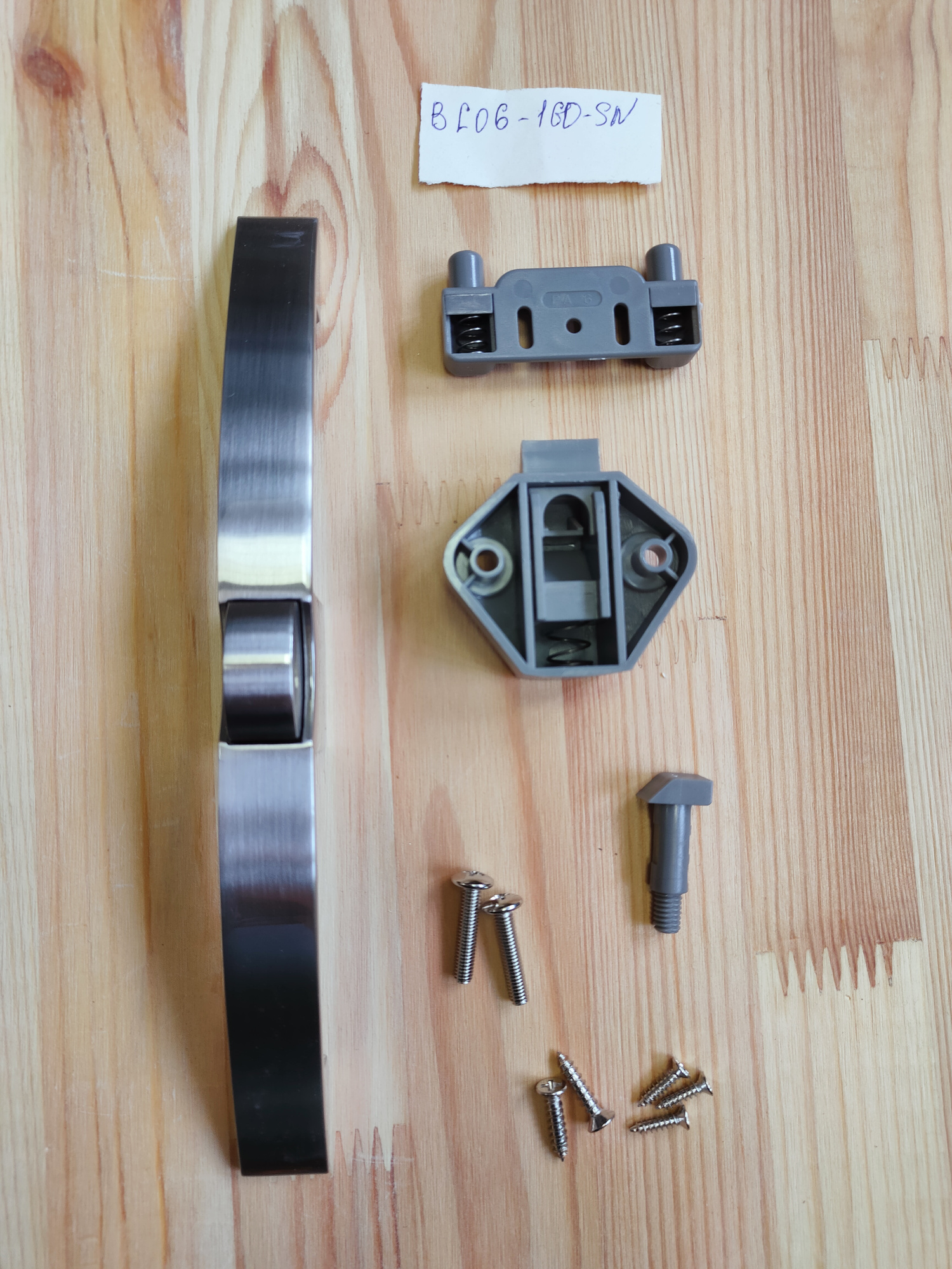 картинка Ручка-замок мебельная BL06-160-SN (глянцевый)