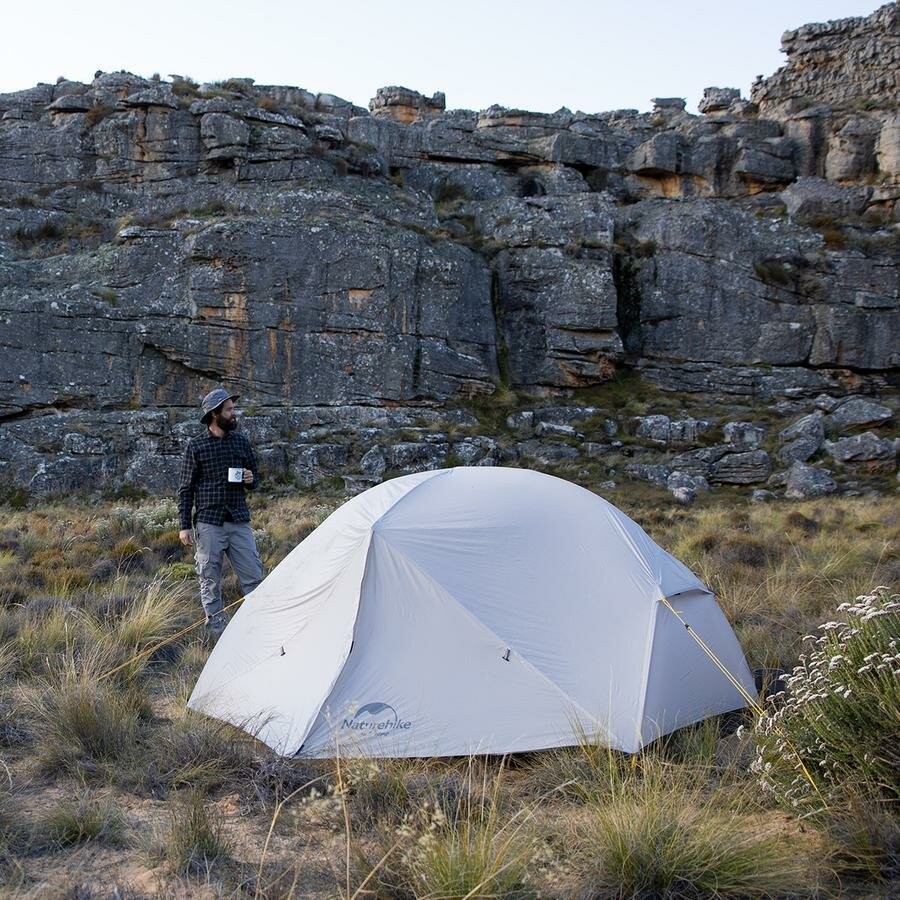 картинка Палатка  Naturehike Mongar NH17T007-M  20D,двухместная сверхлегкая, зелено-белая, 6927595726051