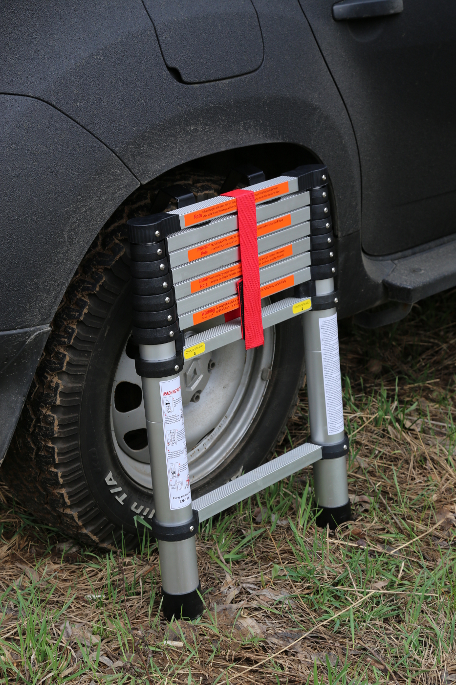 картинка Лестница телескопическая 2,6 м CB-ТLА026