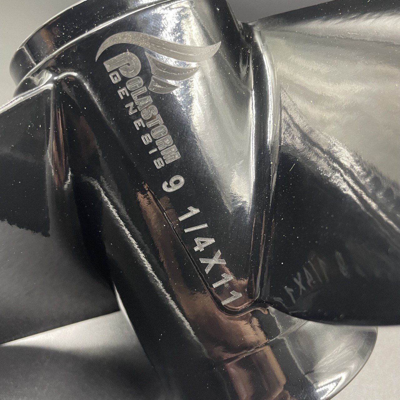 картинка Гребной винт Mercury 6-15 Sema (3х9-1/4х11) (Polastorm)