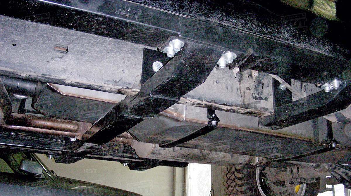 картинка Бак топливный KDT 180л вместо штатного для Toyota Tundra из нержавейки