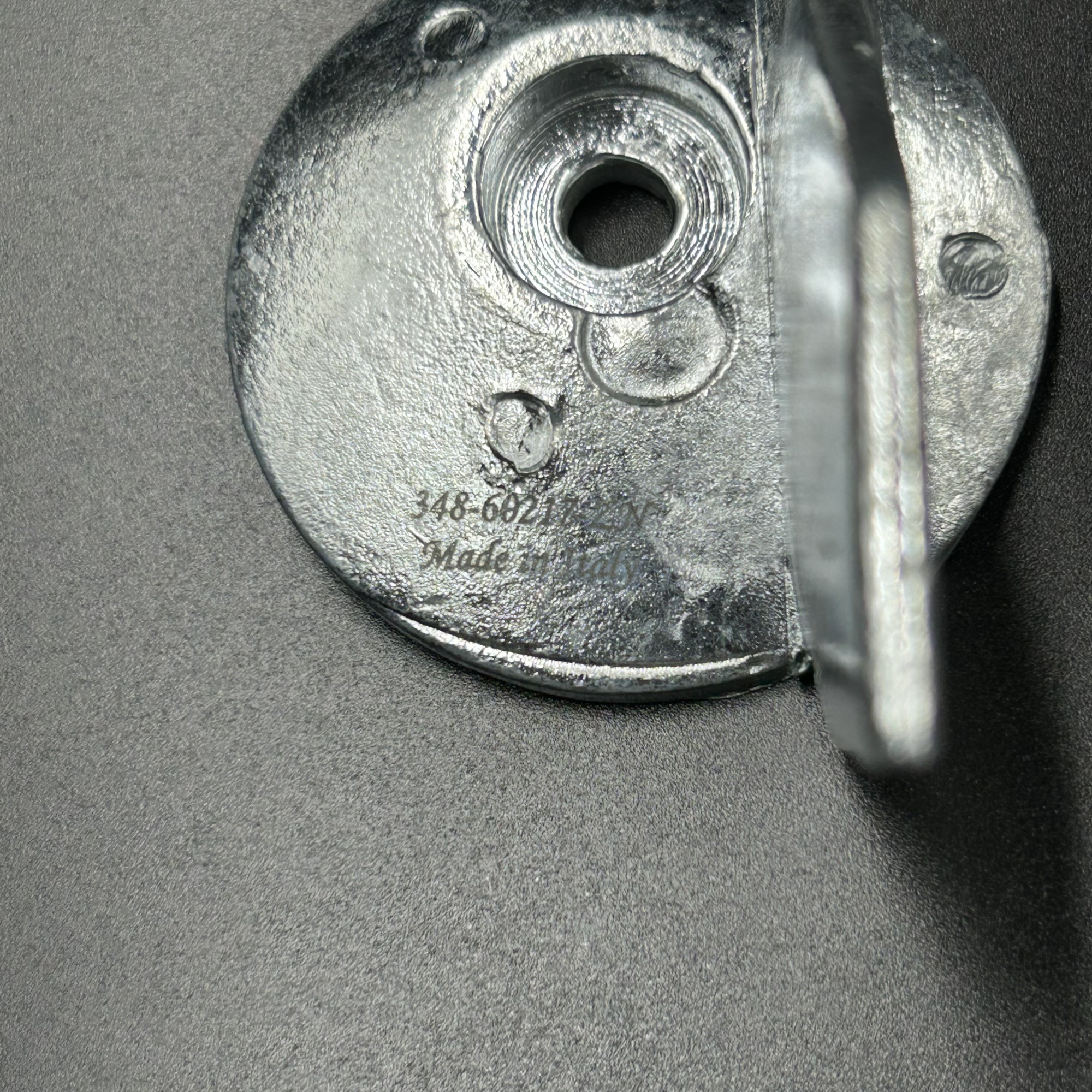 картинка Анод редуктора Tohatsu M40C (Цинковый) (348-60217) (KACAWA)