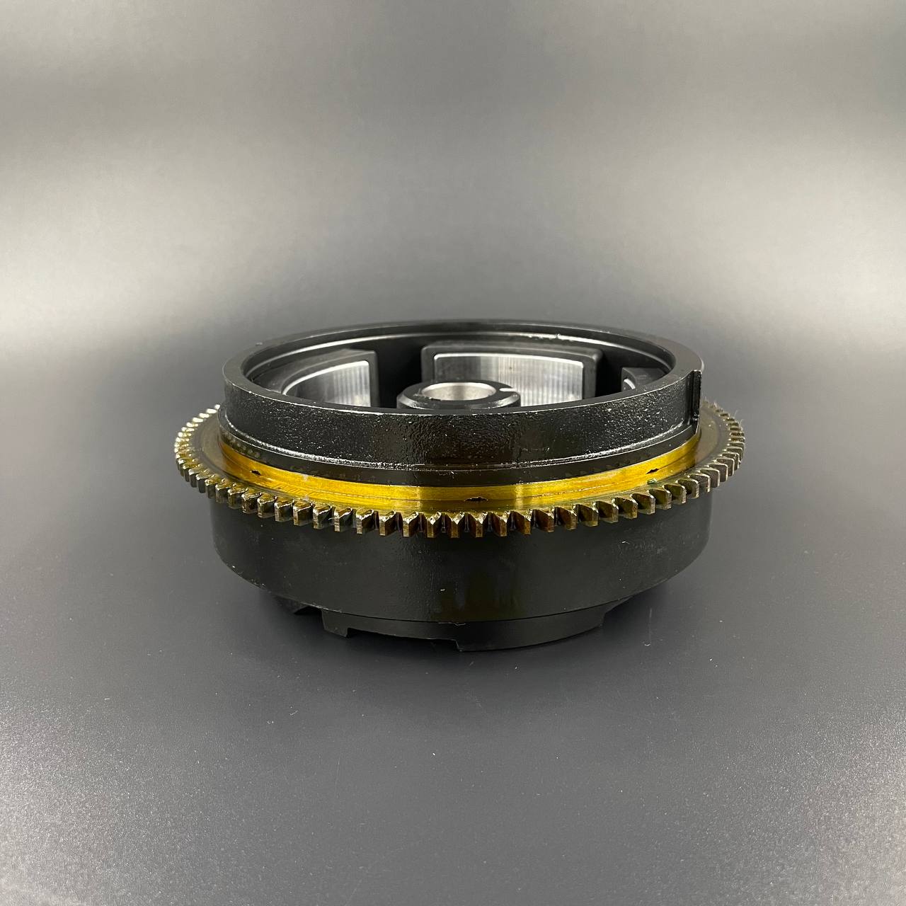 картинка Маховик Yamaha 9.9-15 (C венцом для электростартера) (Omax)