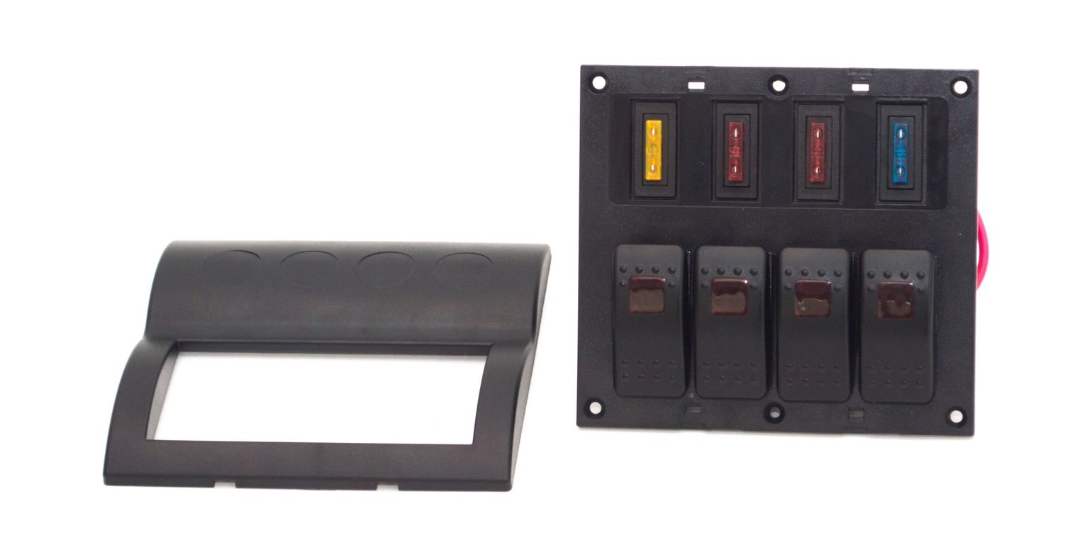 картинка Панель бортового питания 4 переключателя, предохранители