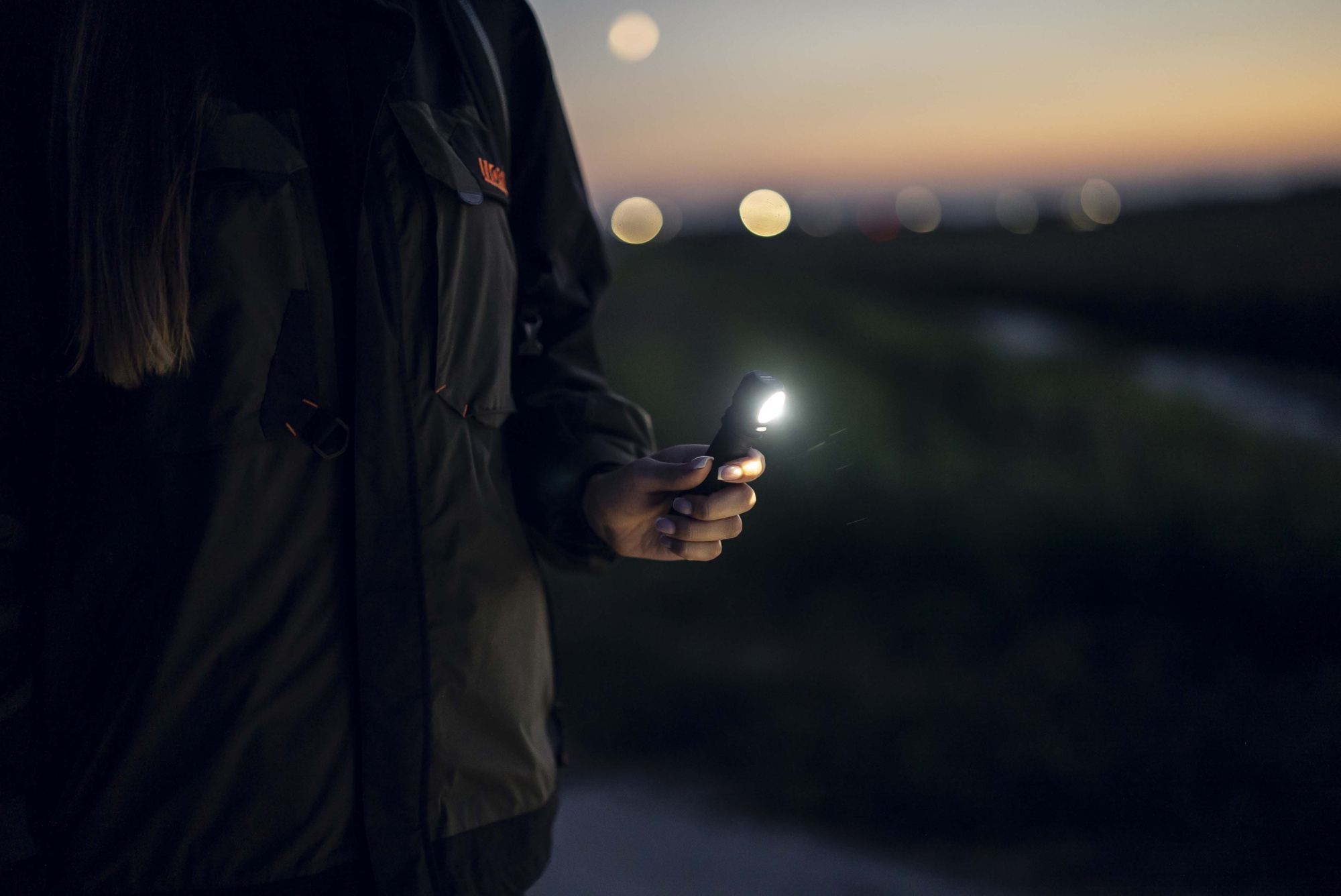 картинка Фонарь налобный Armytek Wizard C2 Pro Max LR White