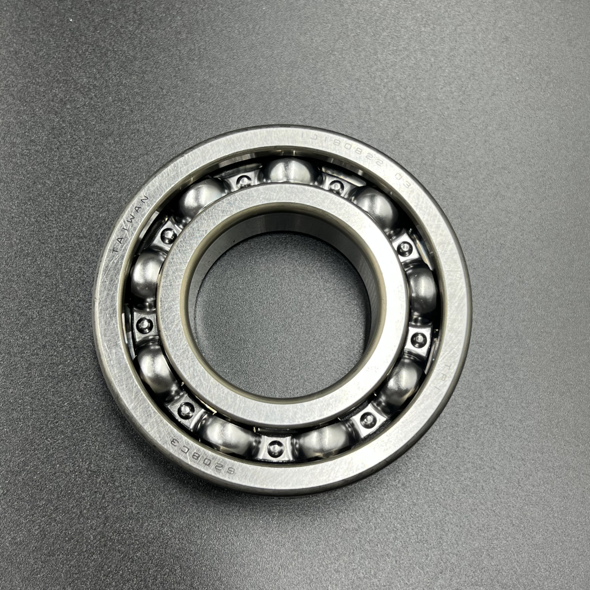 картинка Подшипник шариковый Yamaha 115-225, F75-130 (40x80x18) (Sinera)
